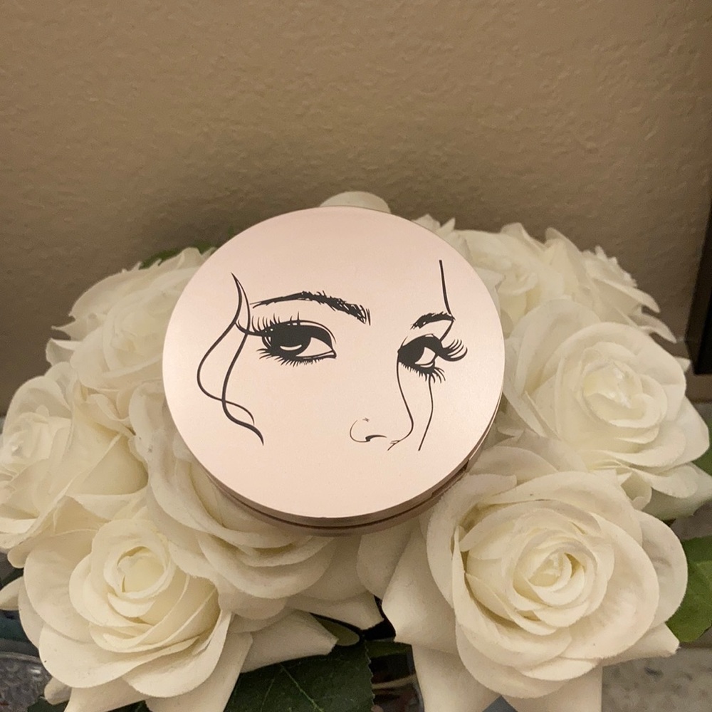 LASH CASE WITH MIRROR